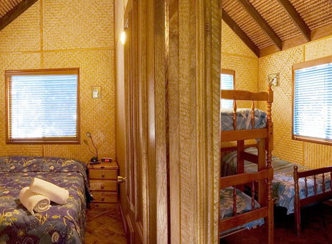 Straddie Bungalows - Accommodation 4U 4