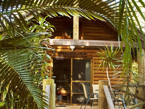 Straddie Bungalows - Accommodation 4U 5