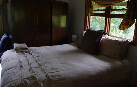 Crebra Farmhouse - Accommodation 4U 3