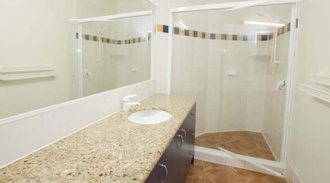 Whalewatch Ocean Beach Resort - Accommodation 4U 5