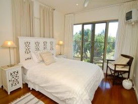 Claytons On Cylinder Beach Front Apartments - Accommodation 4U 6
