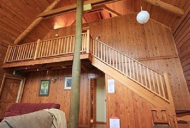 Mirrabooka - Chalet - Accommodation 4U 5