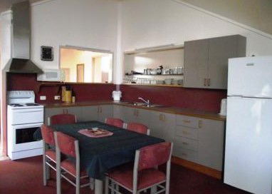 R And R - Holiday Home - Accommodation 4U 4