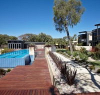 Aqua Resort - Accommodation 4U
