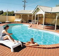 Best Western Clifton  Grittleton Lodge - Accommodation 4U