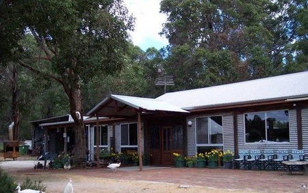 Loose Goose Chalets - Accommodation 4U 2