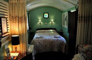 Uhuru Chalets - Accommodation 4U 3