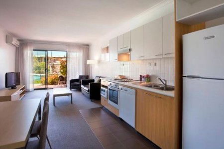 Best Western Plus Ascot Serviced Apartments - Accommodation 4U 1