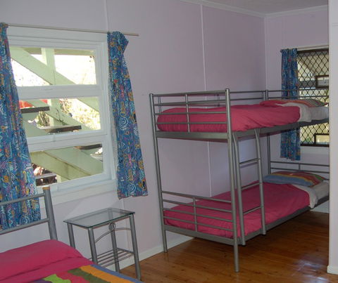Trekkers Backpackers - Accommodation 4U 1