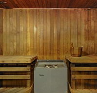 Golden Shores Holiday Club - Accommodation 4U