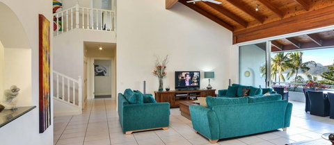 Whitsunday Holidays - Accommodation 4U 2