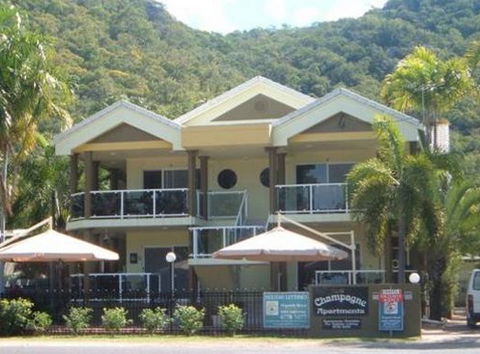 Champagne Apartments - Accommodation 4U 0