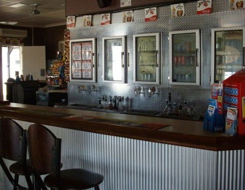 Burdekin Hotel - Accommodation 4U 1
