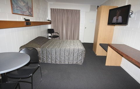 The Black Diamond Motel - Accommodation 4U 2