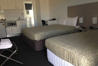 Emerald Park Motel - Accommodation 4U 1