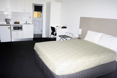 Emerald Park Motel - Accommodation 4U 2