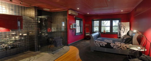 Oakdene Vineyards Guesthouse - Accommodation 4U 0