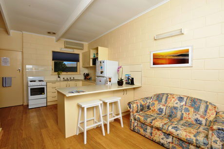 Coastal Breeze Units 1 To 5 - Accommodation 4U 1