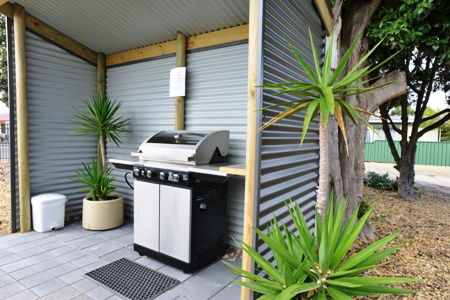 Coastal Breeze Units 1 To 5 - Accommodation 4U 5