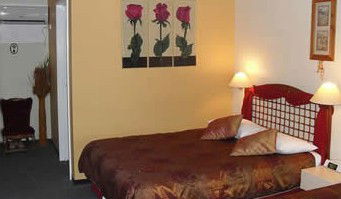 Raceways Motel - Accommodation 4U 3