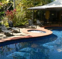 At The Mango Tree Holiday Apartments - Accommodation 4U