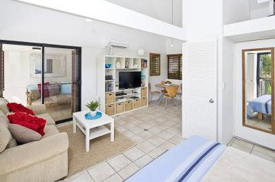 Julians Apartments - Accommodation 4U 3