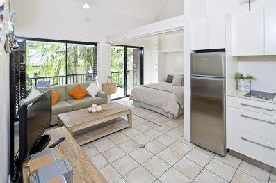 Julians Apartments - Accommodation 4U 4