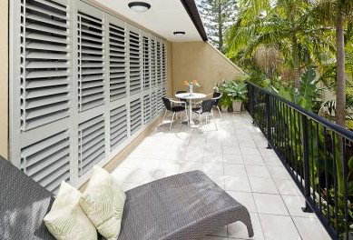 Julians Apartments - Accommodation 4U 5