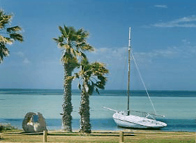 Denham Villas - Accommodation 4U 4