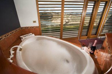 Eagle View Escape - Accommodation 4U 0