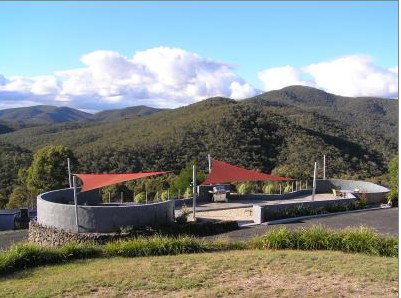 Eagle View Escape - Accommodation 4U 2