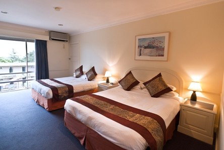 Best Western Twin Towers Inn - Accommodation 4U 3