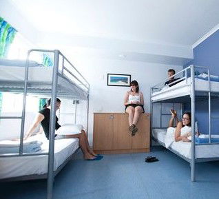 Cairns Central YHA - Accommodation 4U 1