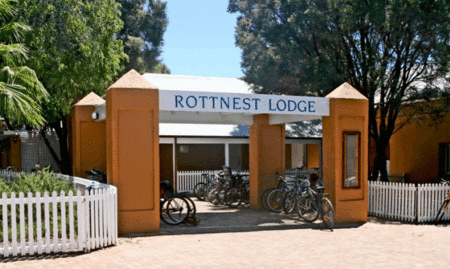  Accommodation 4U