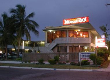 Tropical Gateway Motor Inn - Accommodation 4U 3