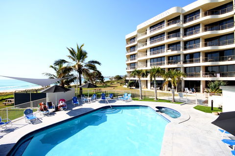 San Simeon Beachfront Apartments - Accommodation 4U 0