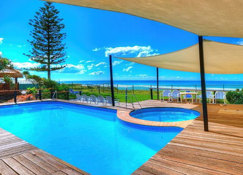 Hibiscus On The Beach - Accommodation 4U 1