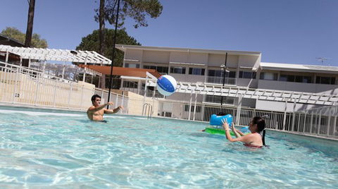 Murdoch University Village - Accommodation 4U 4