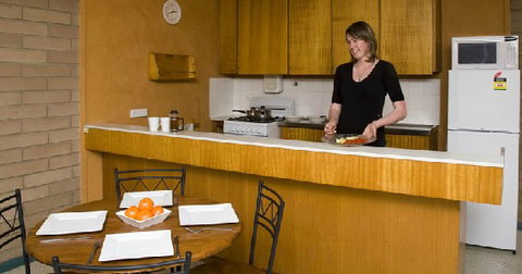 Hillsview Tourist Apartments - Accommodation 4U 3