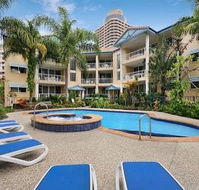 Surfers Beach Holiday Apartments - Accommodation 4U