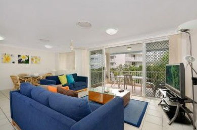 Surfers Beach Holiday Apartments - Accommodation 4U 1