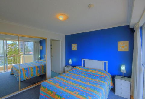 Surfers Beachside Holiday Apartments - Accommodation 4U 0