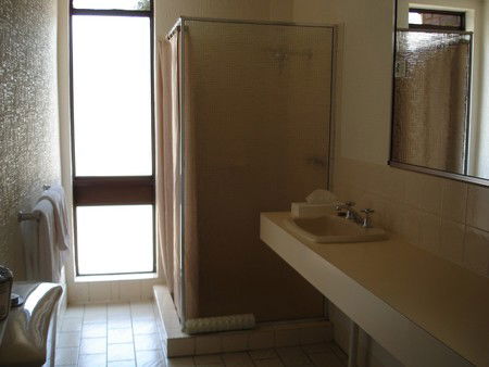 Albury Townhouse - Accommodation 4U 2