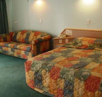 Runaway Bay Motor Inn - Accommodation 4U