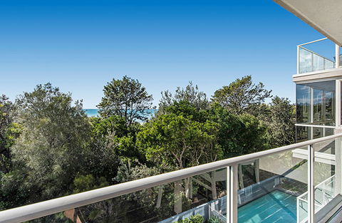 84 The Spit - Accommodation 4U 10