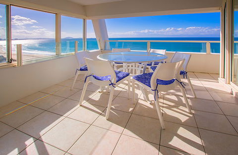 84 The Spit - Accommodation 4U 13