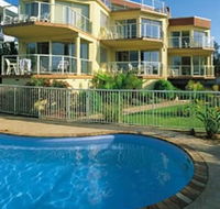 A Baywatch Apartments - Accommodation 4U