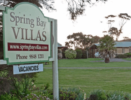 Spring Bay Villas - Accommodation 4U