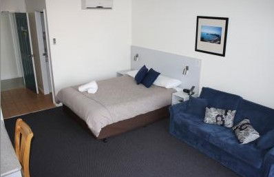 Lakeview Motor Inn - Accommodation 4U 2