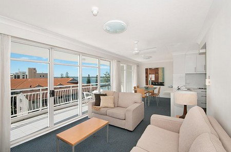 Atrium Resort - Accommodation 4U 2
